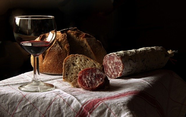 Photo by 3938030 Global Production of Country Wine